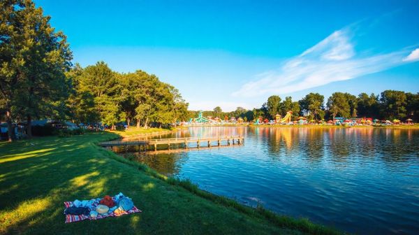 Top campings avec parcs aquatiques pour des étés rafraîchissants
